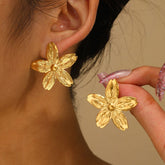 Stainless Steel Ear Studs-05 (Golden)